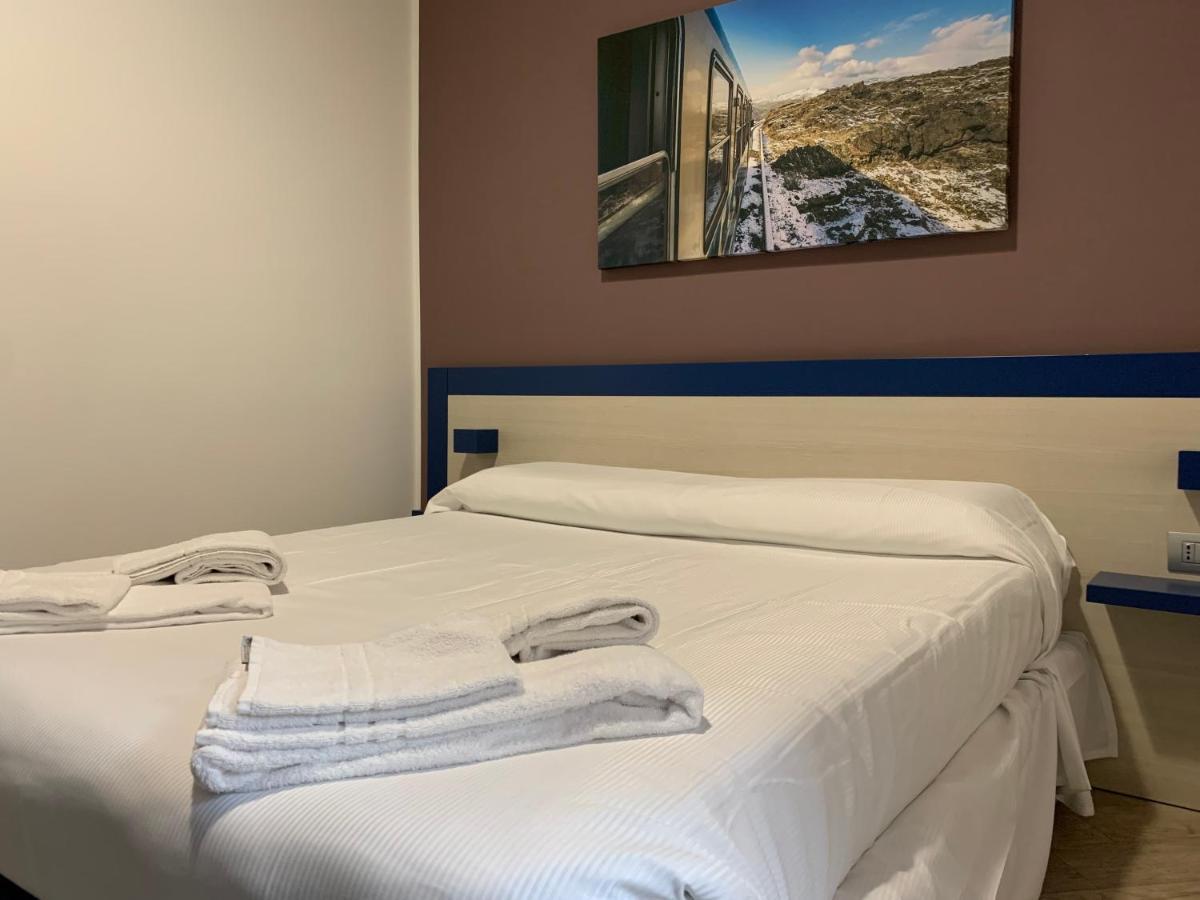 קטאניה Guesthouse Ughetti 21 מראה חיצוני תמונה