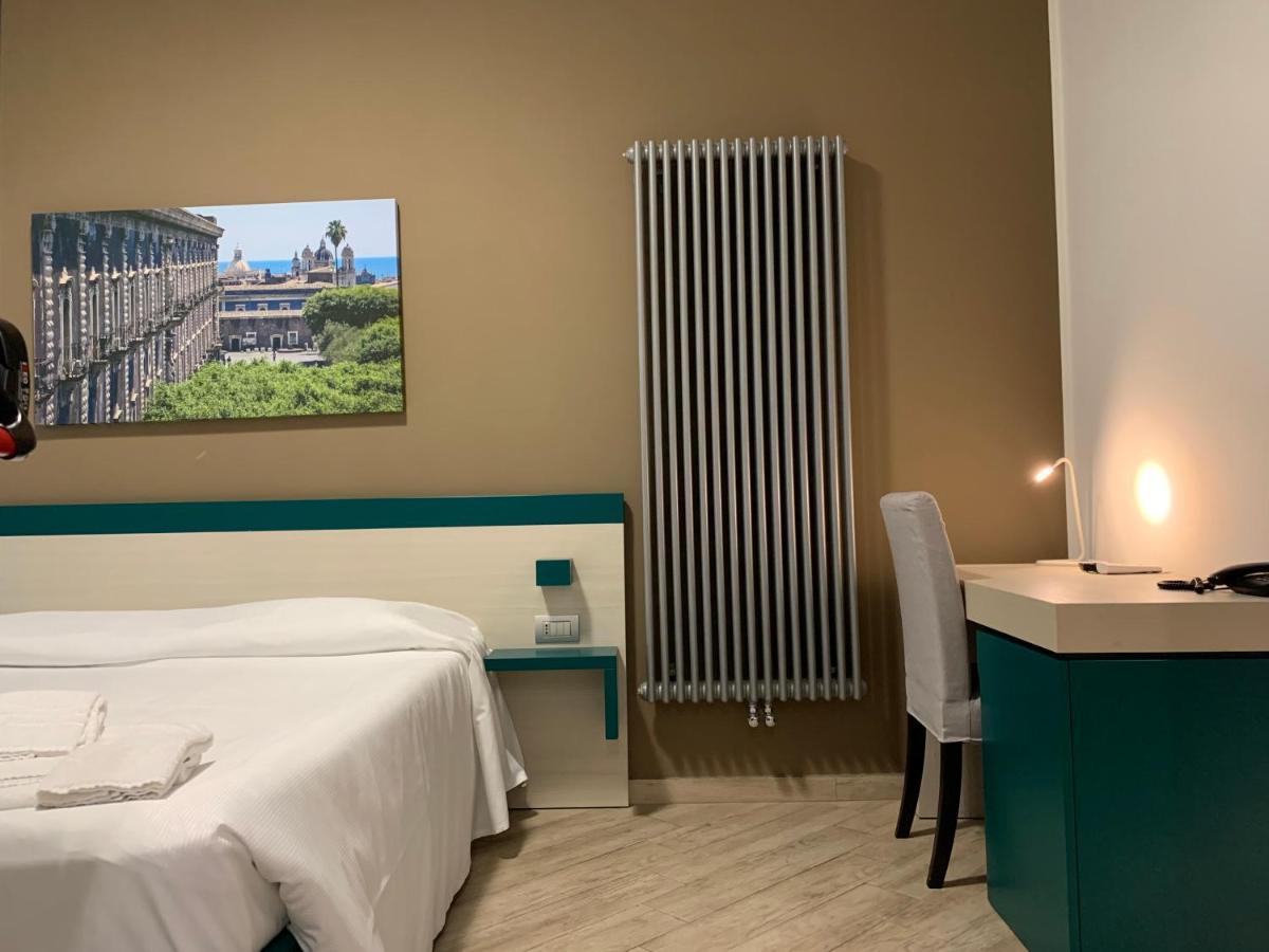 קטאניה Guesthouse Ughetti 21 מראה חיצוני תמונה