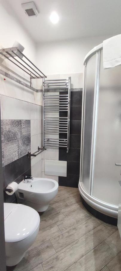 קטאניה Guesthouse Ughetti 21 מראה חיצוני תמונה