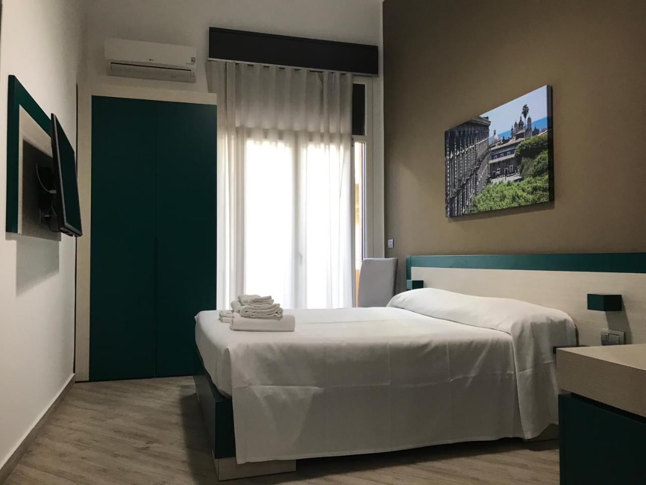 קטאניה Guesthouse Ughetti 21 מראה חיצוני תמונה