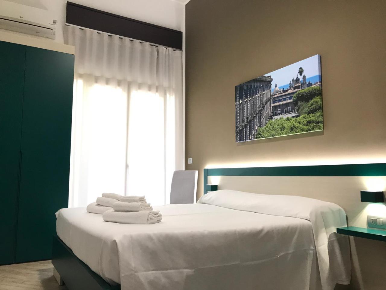 קטאניה Guesthouse Ughetti 21 מראה חיצוני תמונה